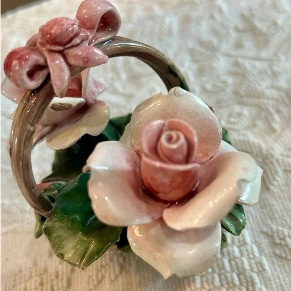 Vintage Capodimonte Italian Porcelain Flowers In Basket - Picture 2 of 12